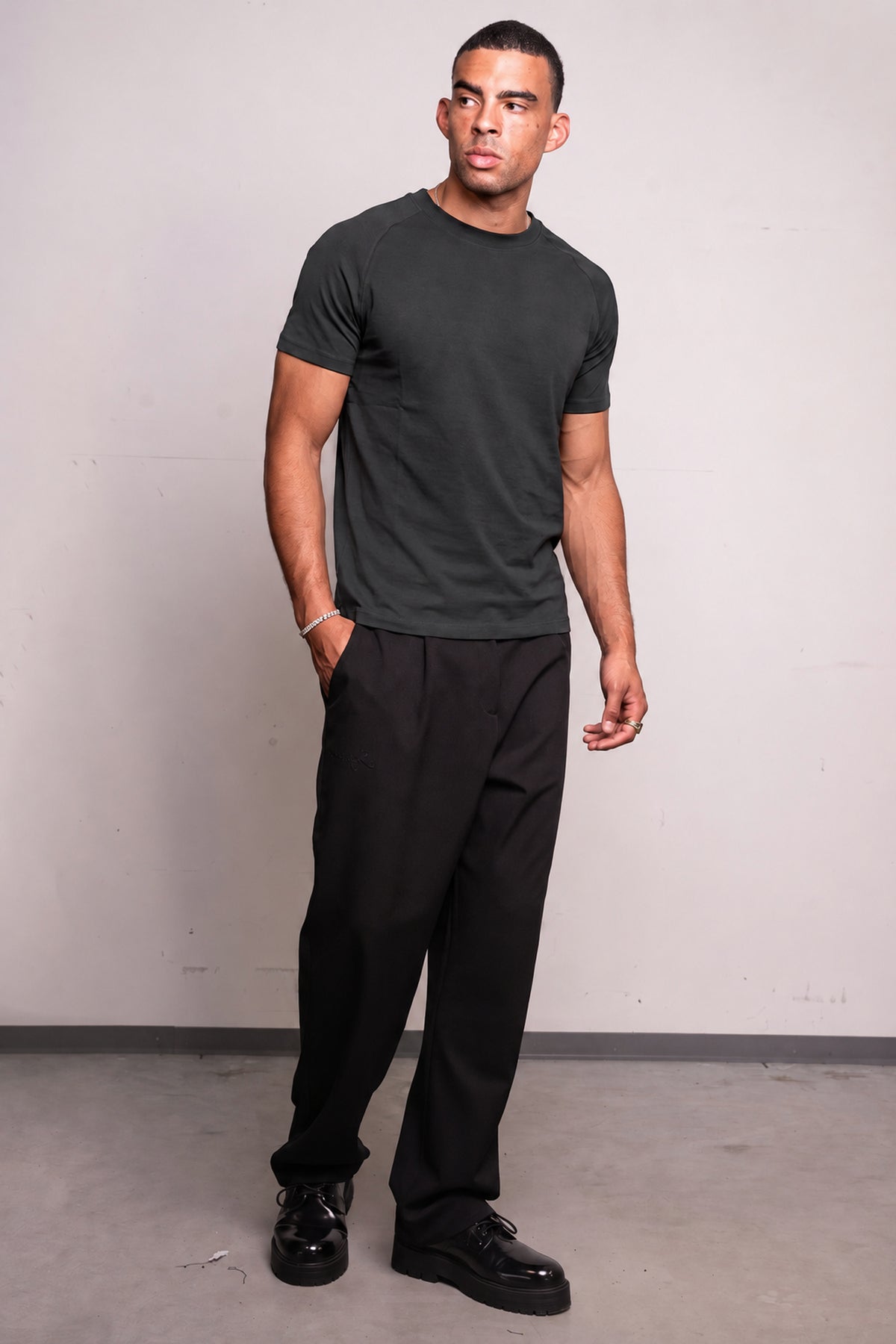 Raglan Slim Tee