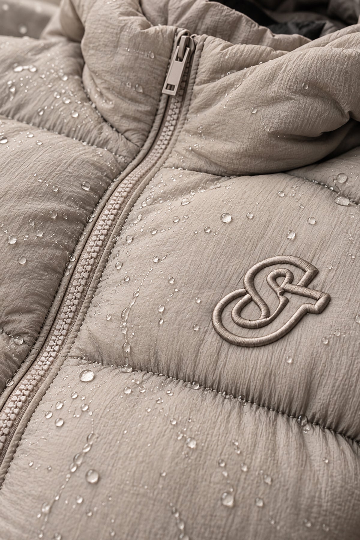 Signature Puffer Translucent