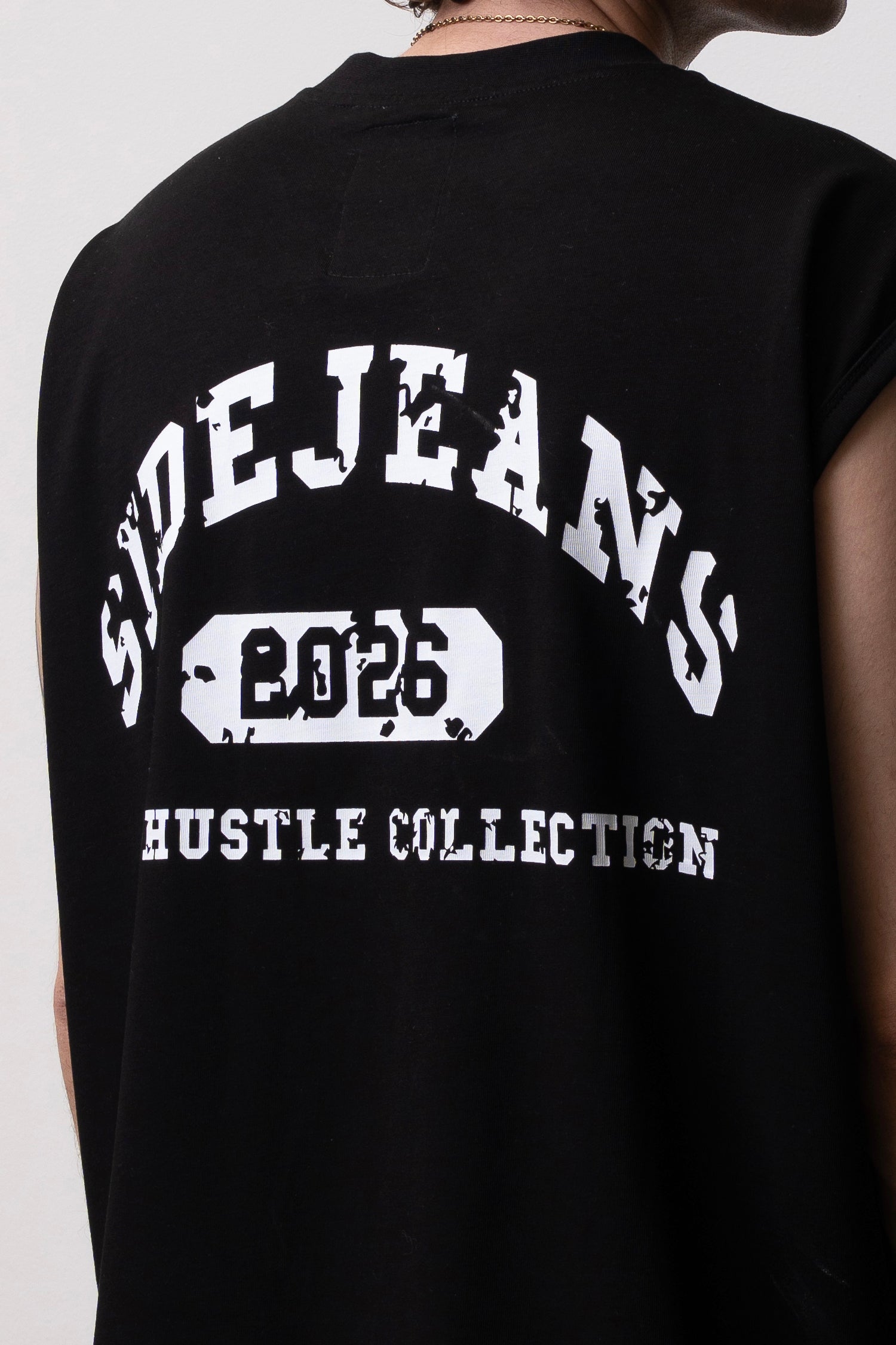 Run Club Sleeveless Tee