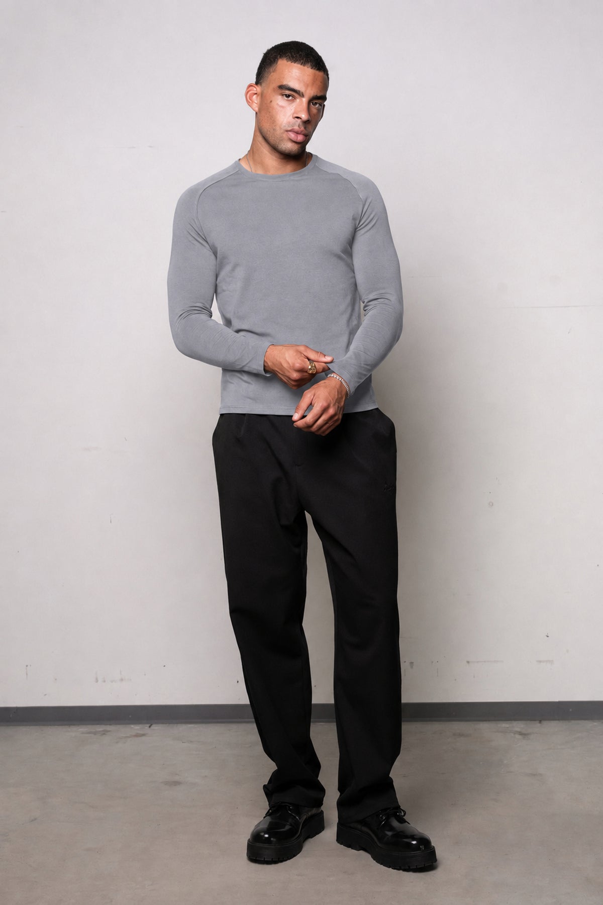 Raglan Slim Longsleeve