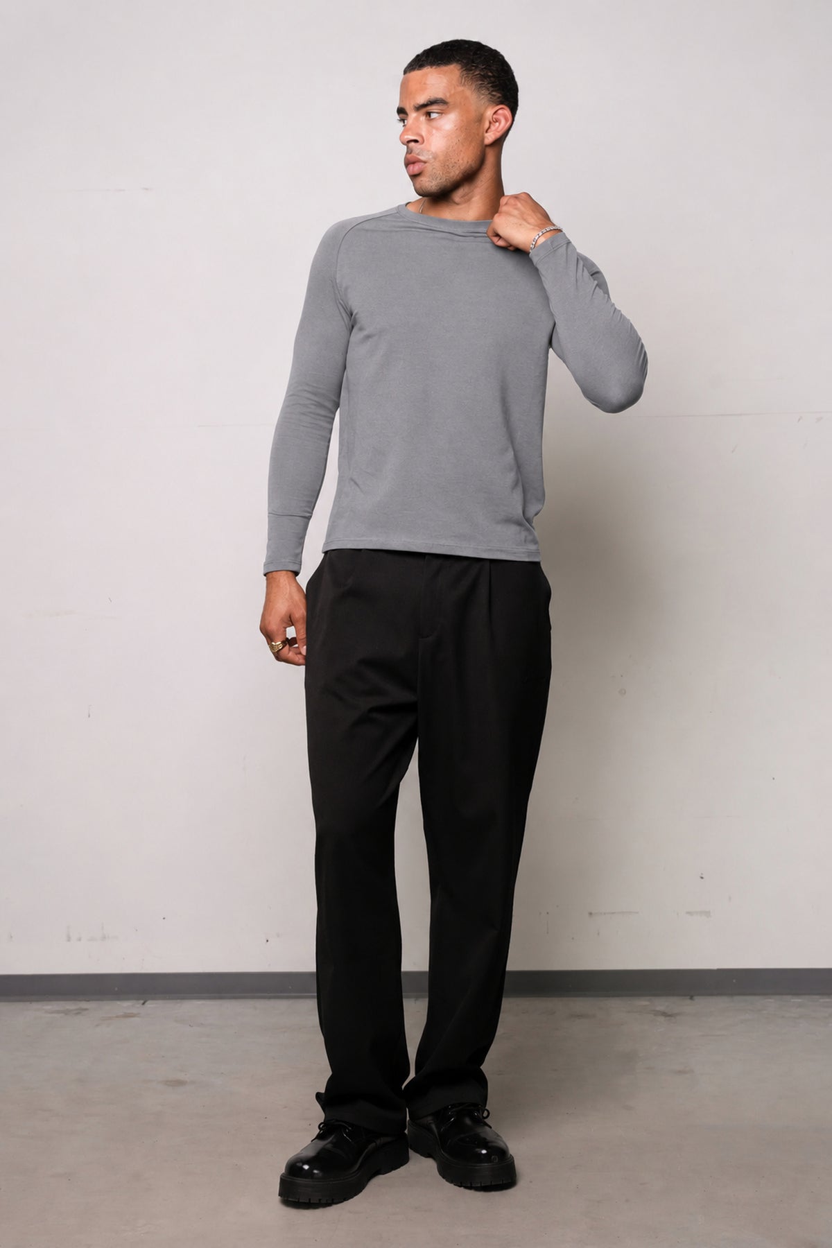 Raglan Slim Longsleeve