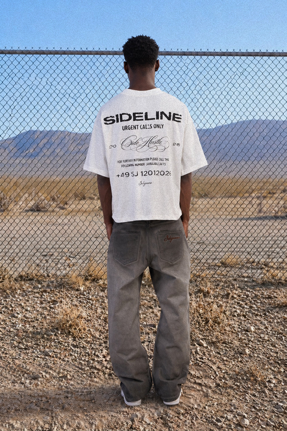 Sideline Graphic V Tee