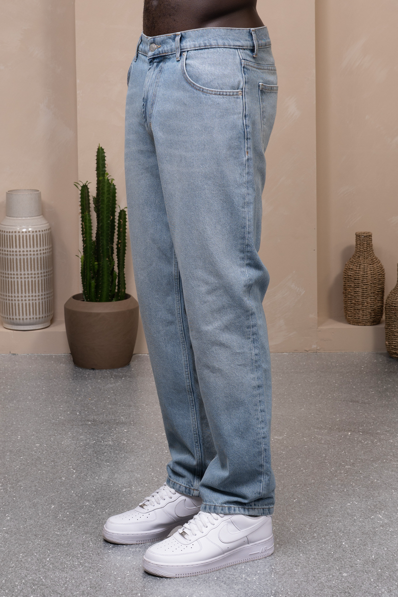 Signature Regular Denim