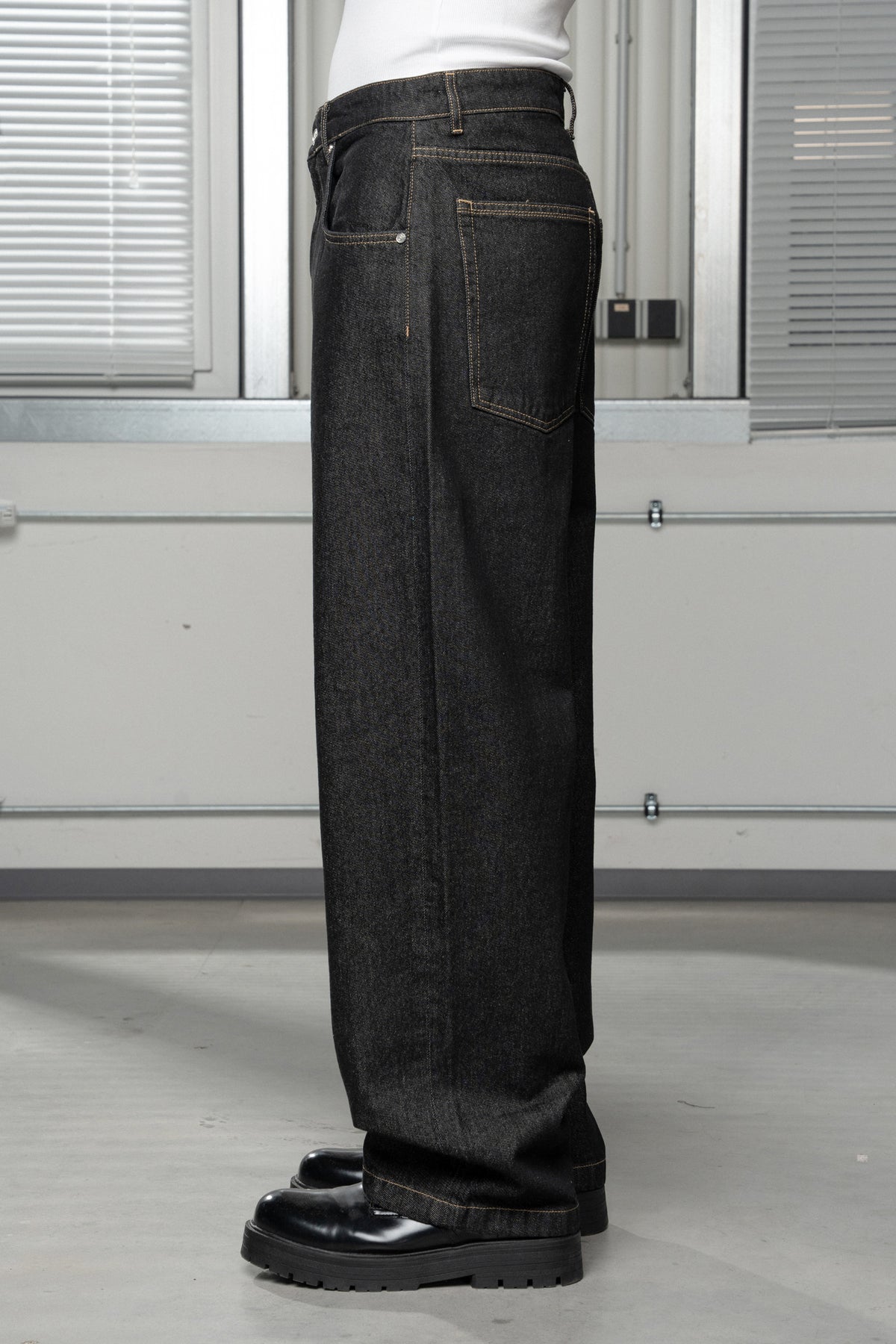 Raw Wide Denim