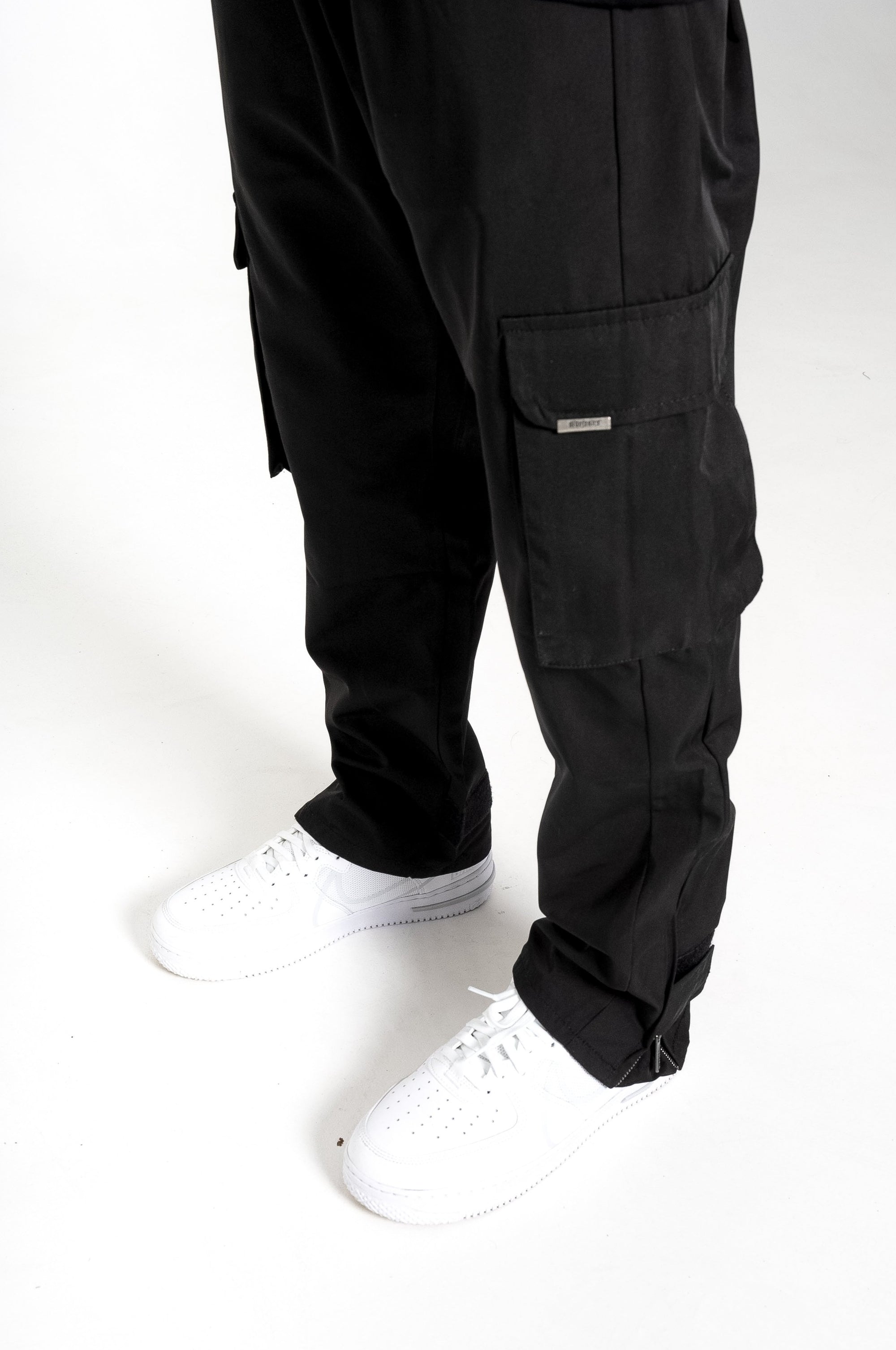 WATERPROOF CARGO PANTS