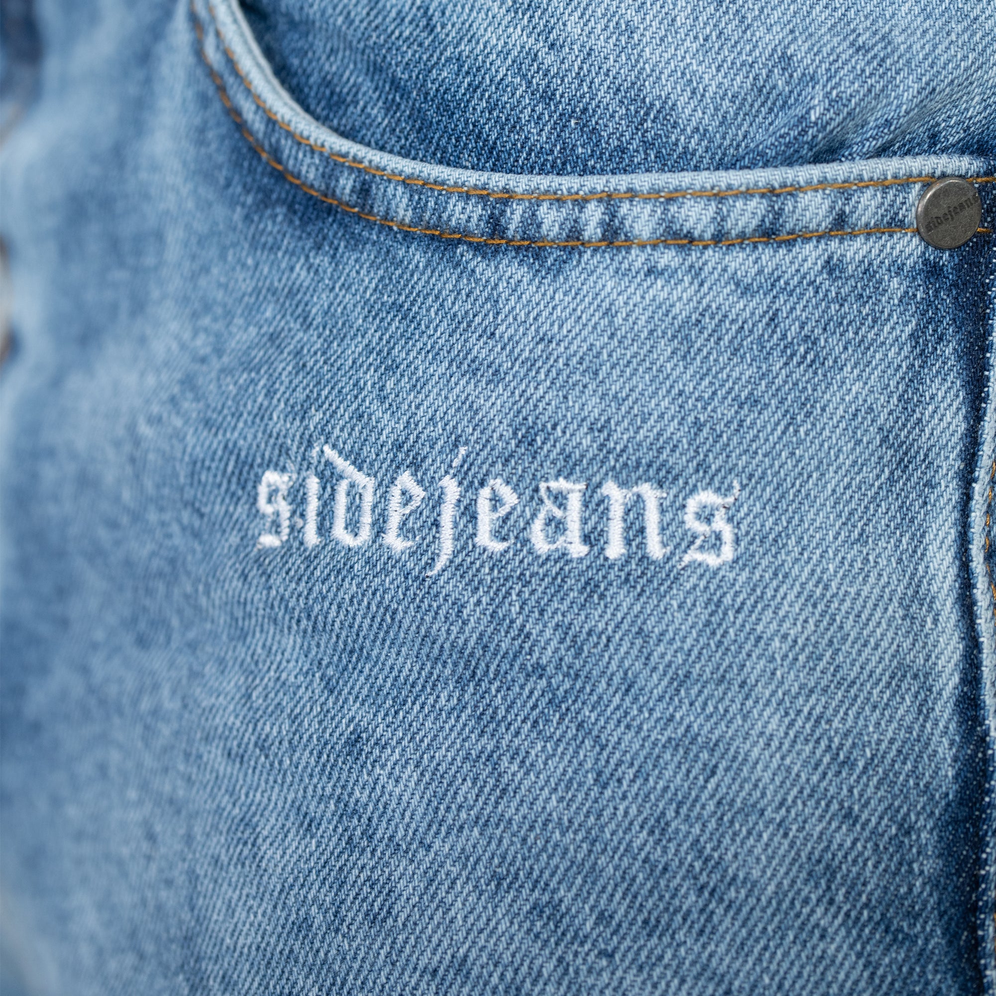 STRAIGHT FIT SIDEJEANS